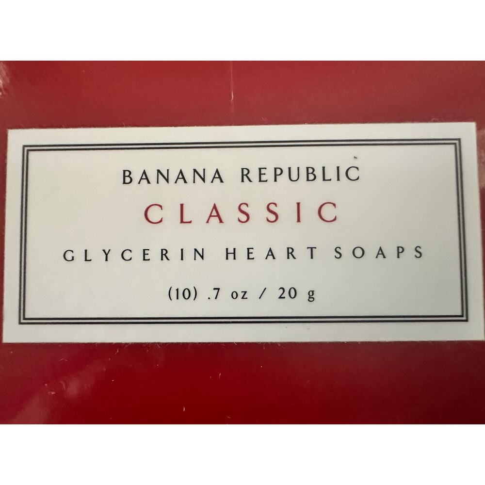 NOS RARE (10) Banana Republic CLASSIC SCENT Glycerin Heart Soaps .7 oz each